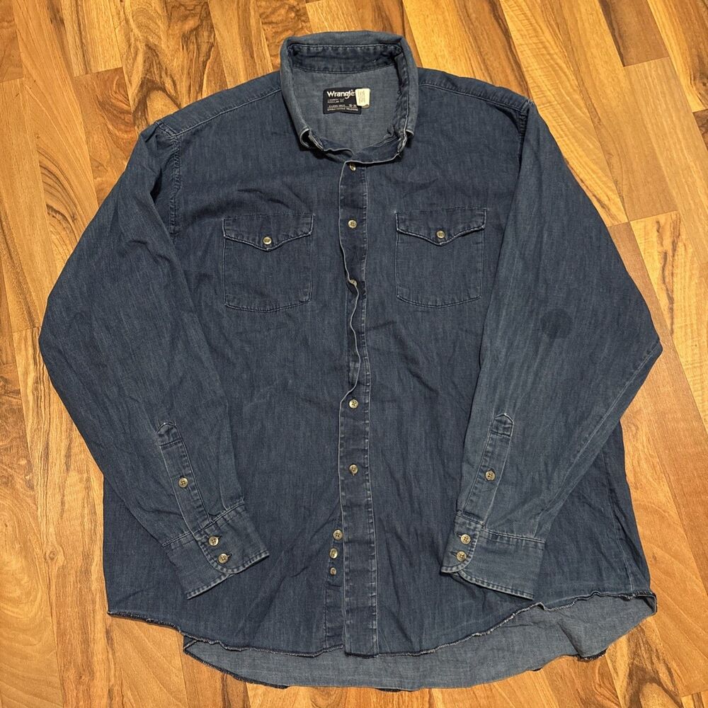 Vintage Wrangler Denim Shirt Mens Western Button Up Made in USA 80s Cowboy 18-36